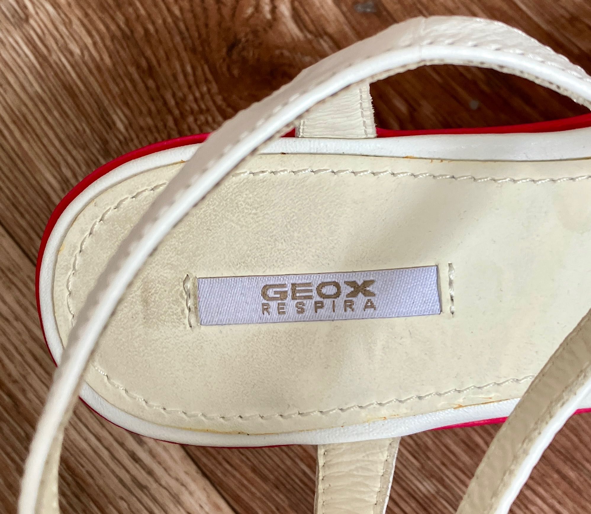 Сандалі жіночі Geox Respira Розмір 36