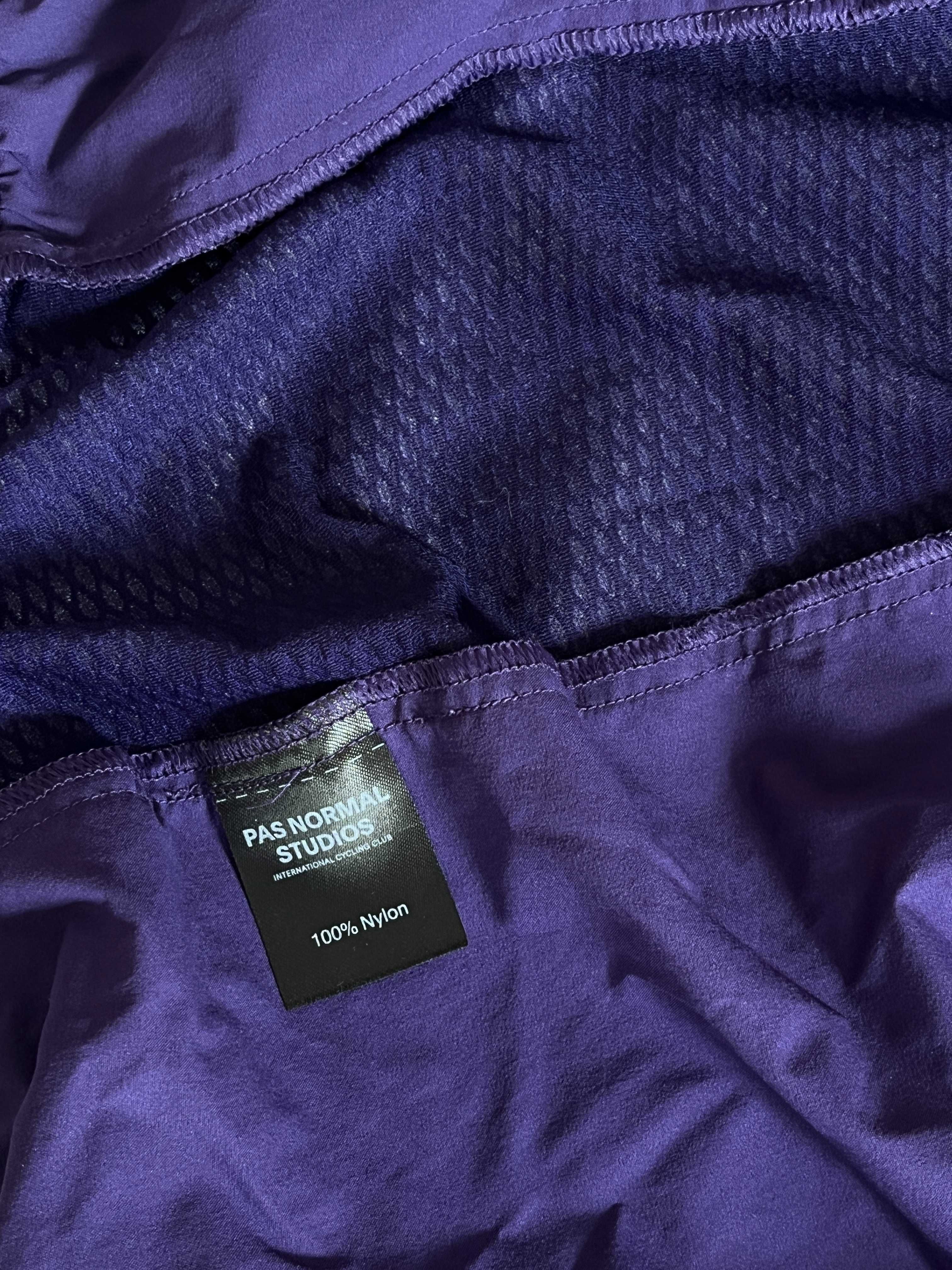 Pas Normal Studios / Men's Mechanism Stow Away Gilet
— Purple