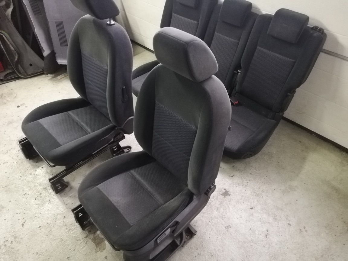 Fotele kanapa siedzenia komplet Ford C-max lift welurowe czarne