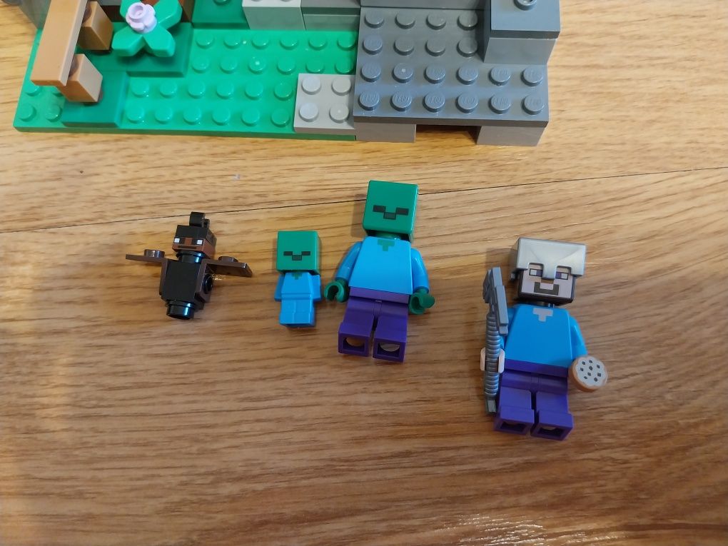 Lego Minecraft Jaskinia Zombie 21141 KOMPLETNY