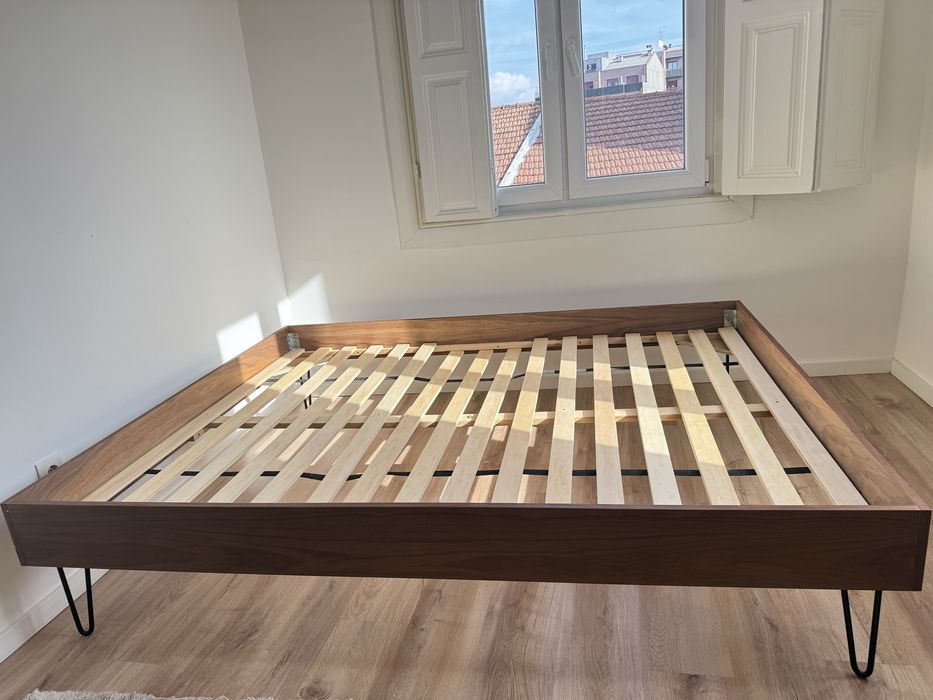 Estrutura de Cama em Madeira com Pés Metálicos La Redoute