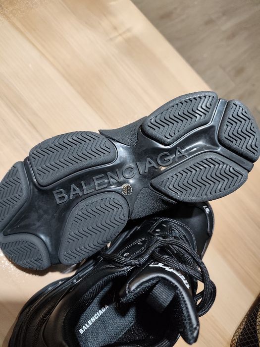 Tênis Balenciaga Triple S black