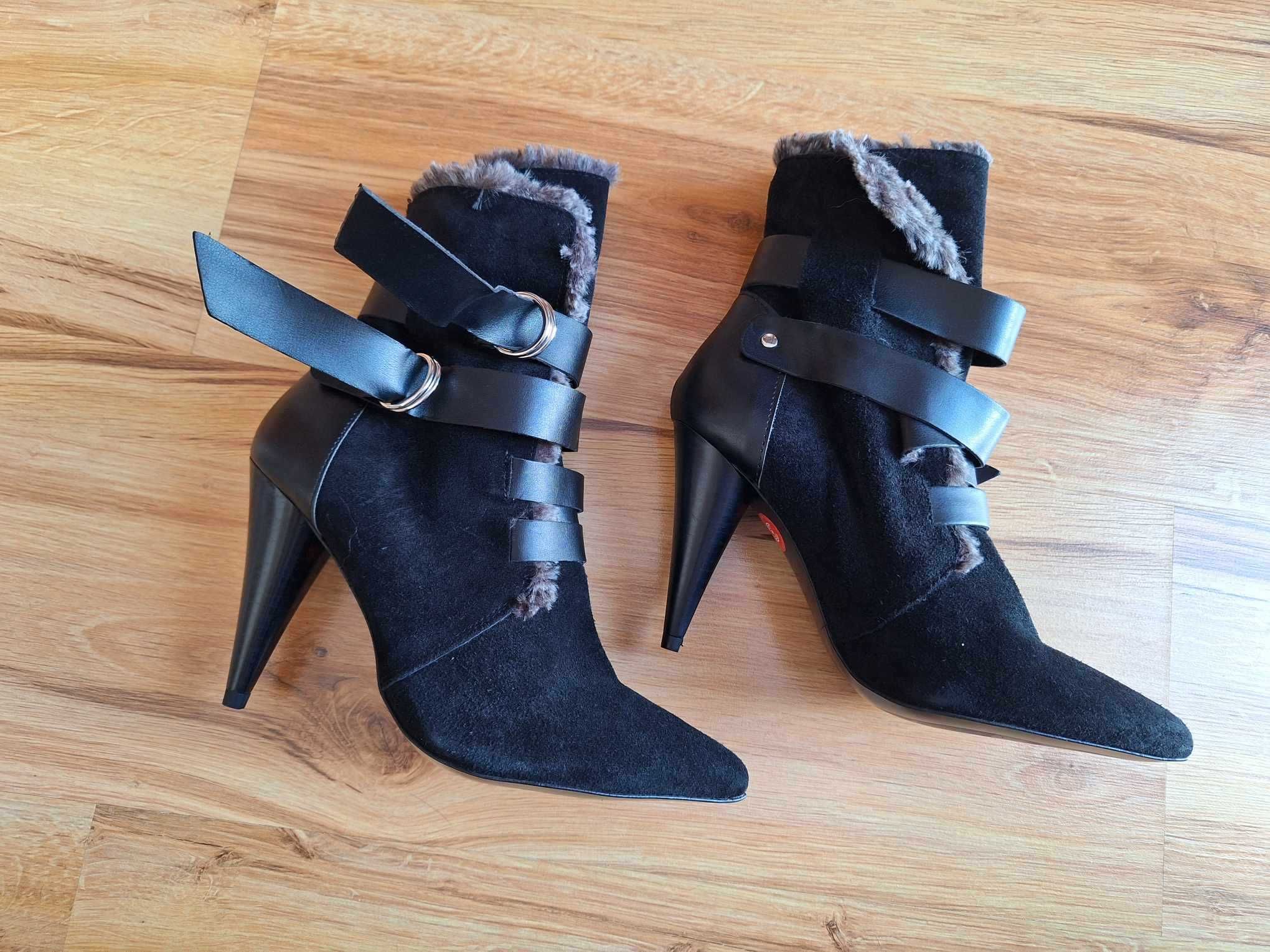 buty botki MNG skóra czarne skórzane Mango ozdobne futerko