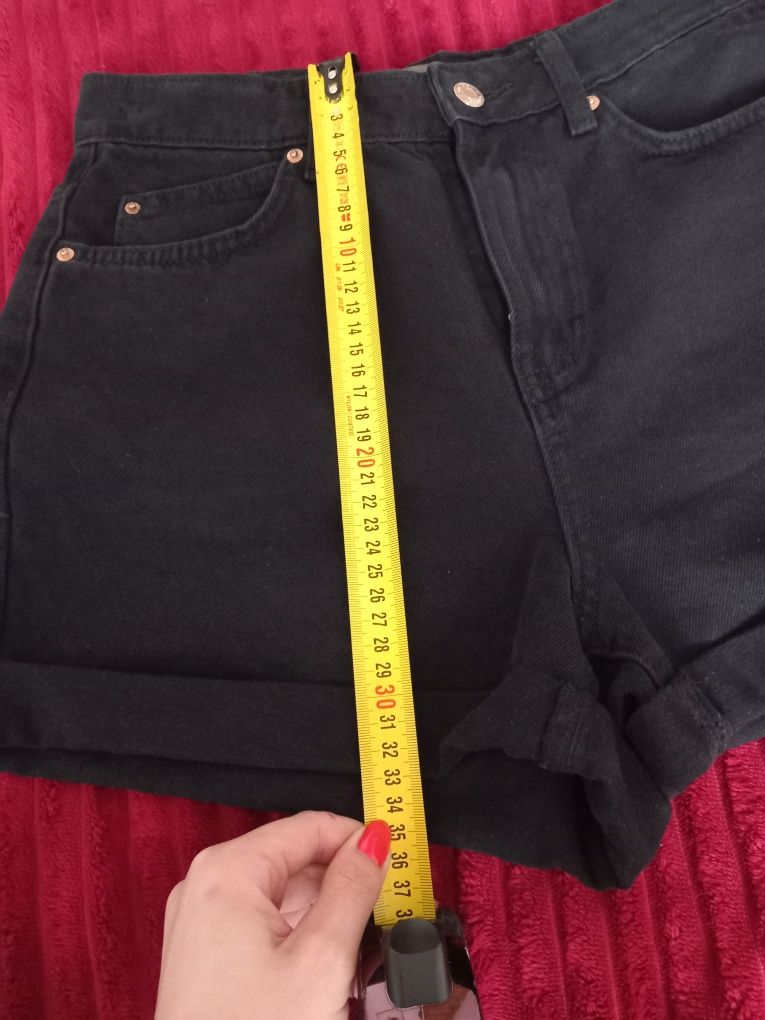 Czarne szorty primark