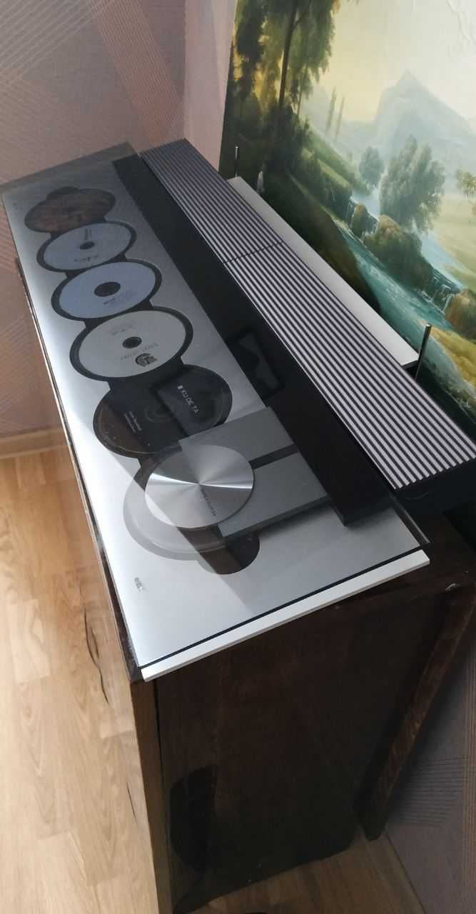 Музичний центр Вang and Оlufsen beosound 9000