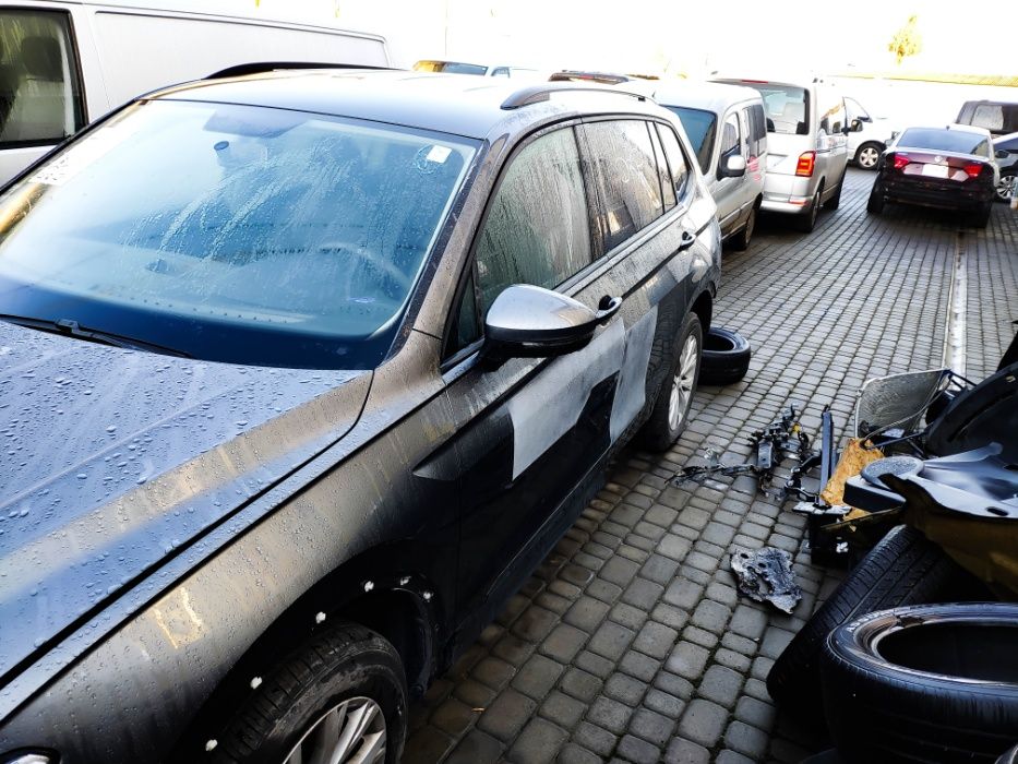 Разборка шрот Tiguan 2019 бампер фара капот крыло Розбірка