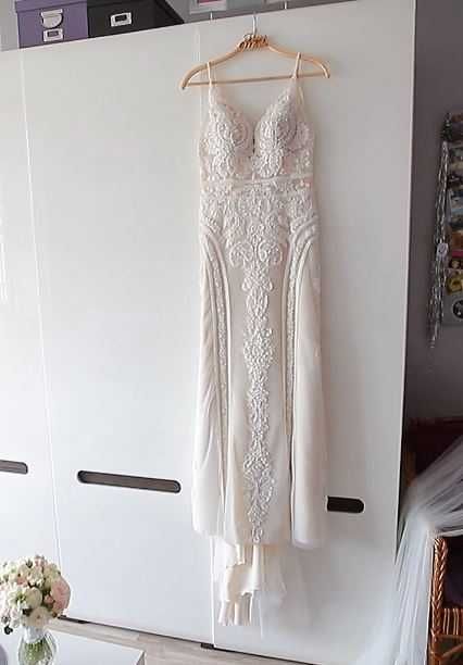 Suknia ślubna Rybka roz 36 ecru