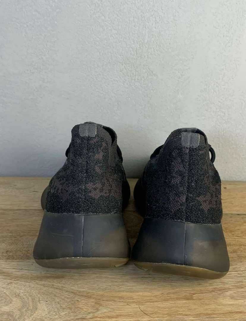 Buty adidas Yeezy Boost 380 Onyx Reflective