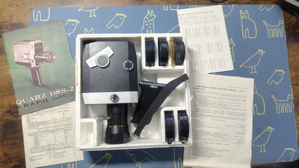 Retro kamera QUARZ 1x8s-2.