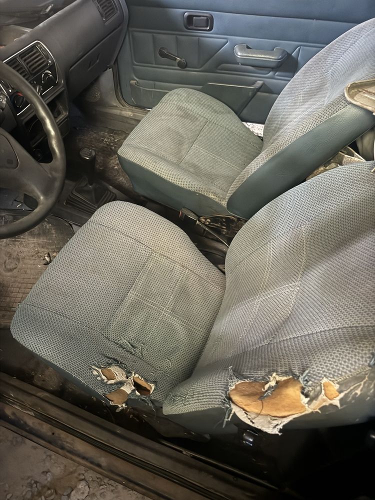 Ковролін салону Ford escort orion салон в зборі сидіння передні задні