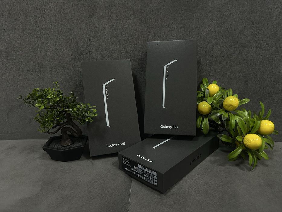 Новий Samsung S25 (12/256)gb Неверлок Гарантія!