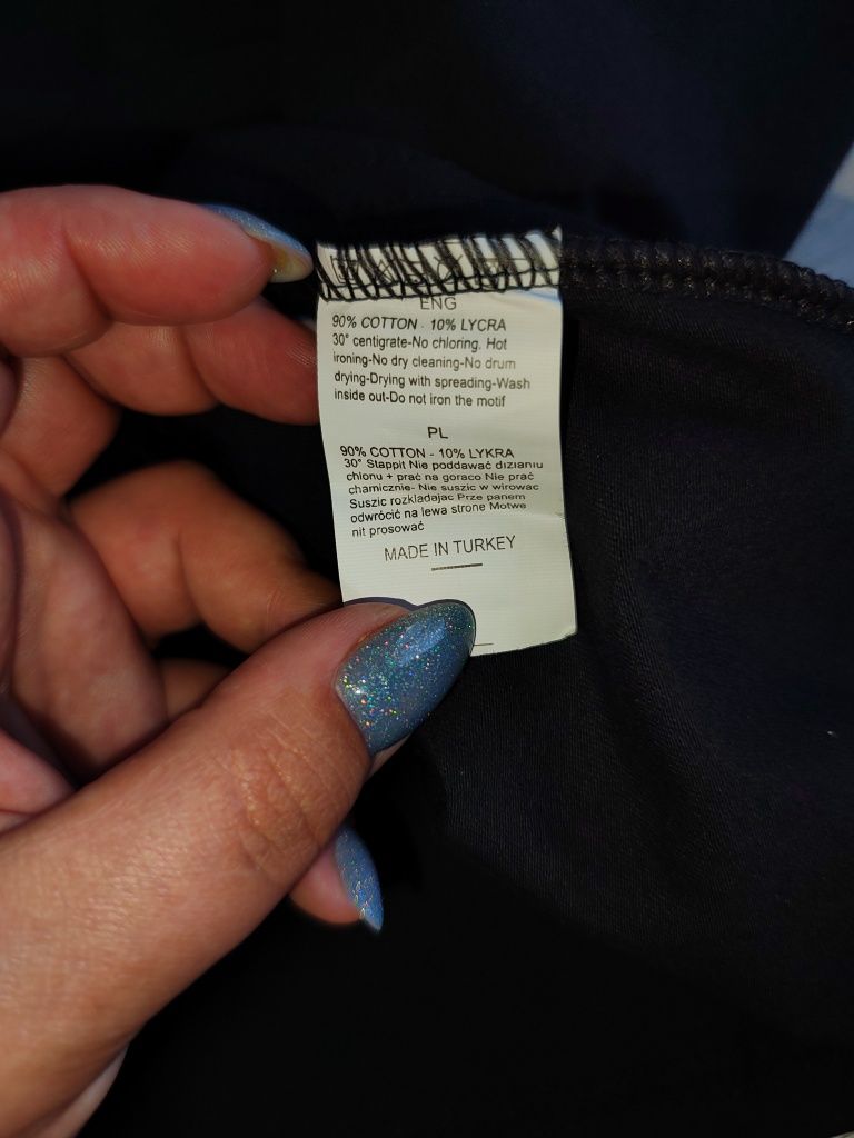 KOSZULKA MĘSKA Z LYCRĄ 
Dostępny rozmiar  
M, L, XL, XXL
Koszulka