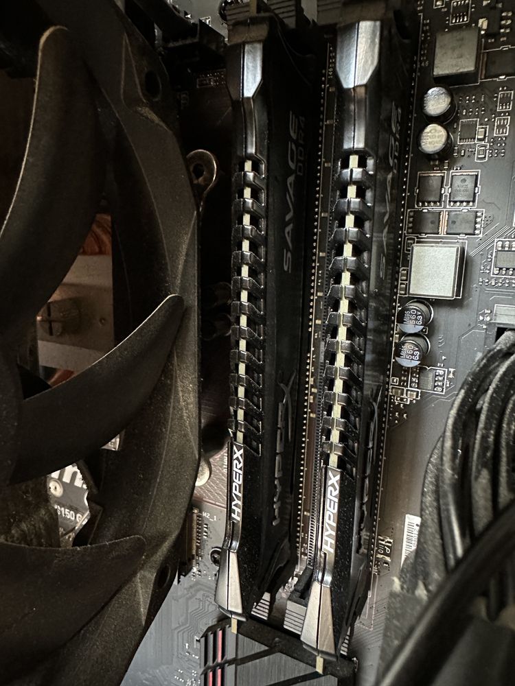 Komputer stacjonarny PC - GeForce GTX 1060 / Intel i5 6600k / 8GB RAM