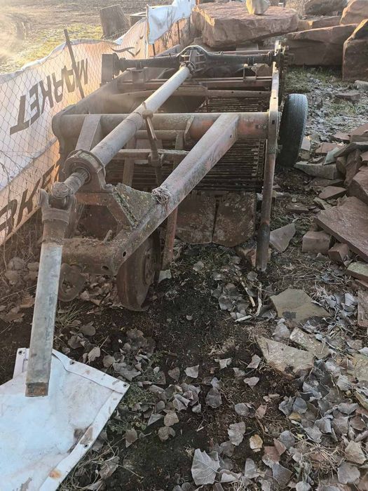 Копалка для картоплі