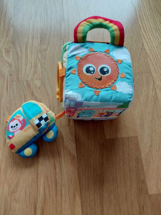 Cubo didático de pelúcia para bebé
