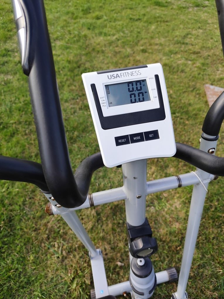 Orbitrek USA fitness 0731