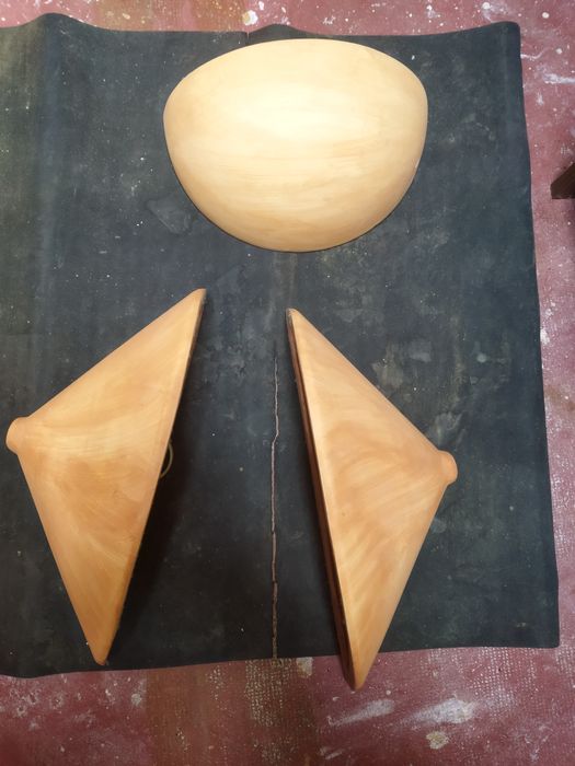 Candeeiro de parede em barro