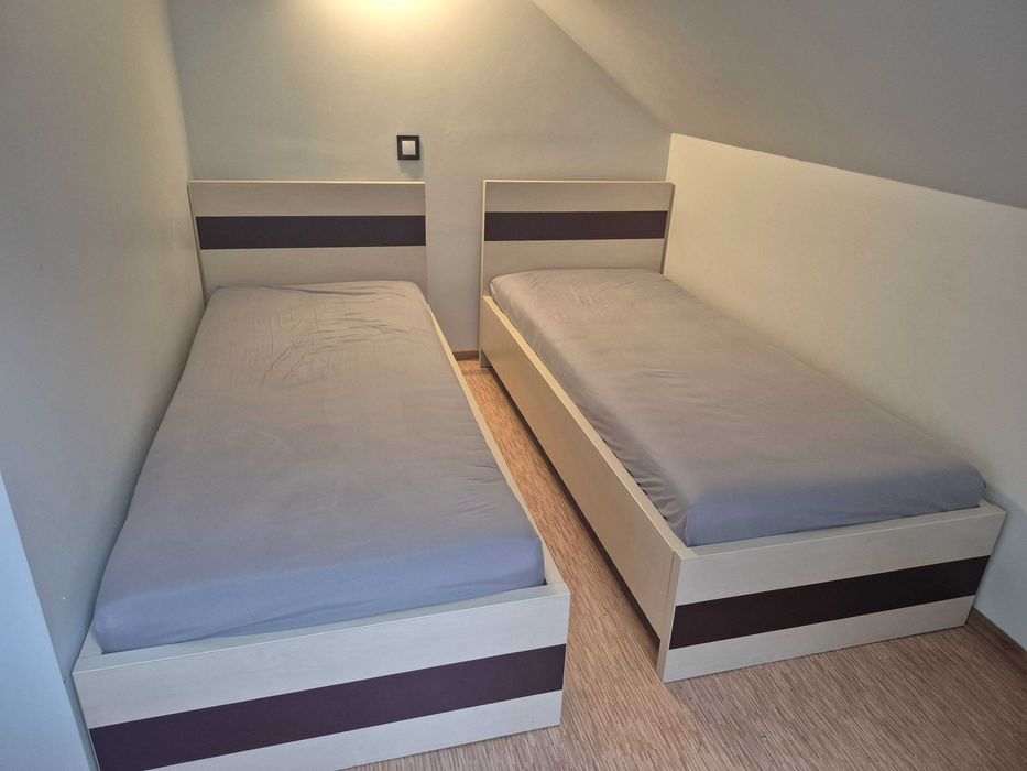 Meble dzieciece z dwoma łóżkami