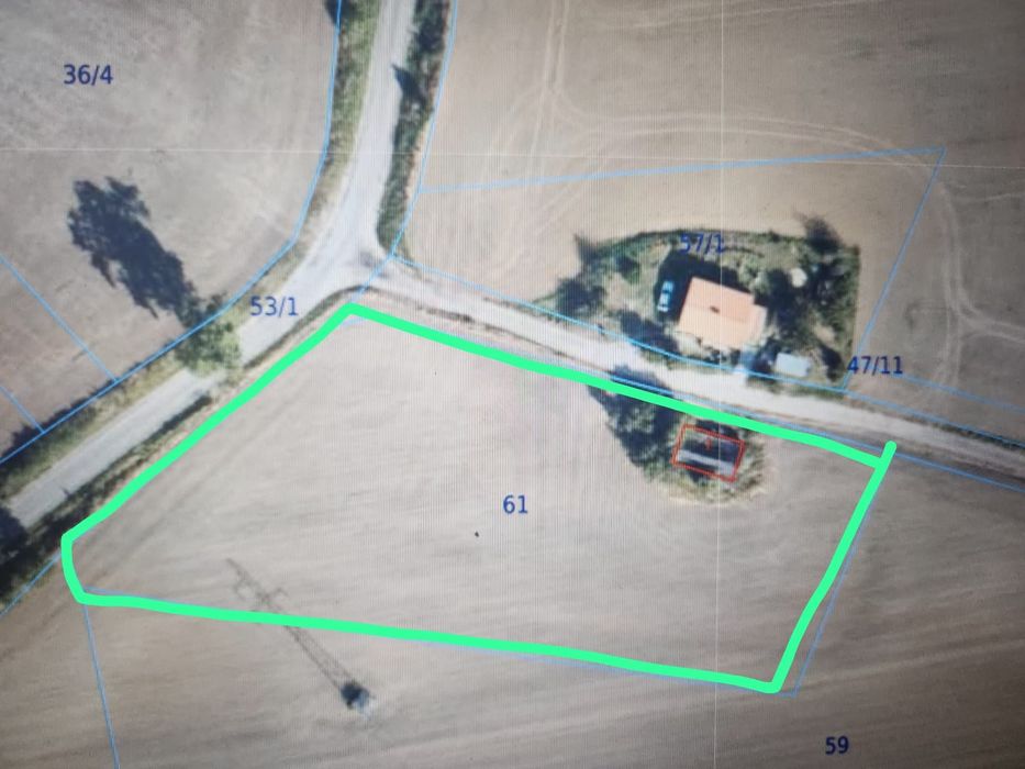 Działka rolno - budowlana 4400 m2. Uzbrojona z warunkami zabudowy