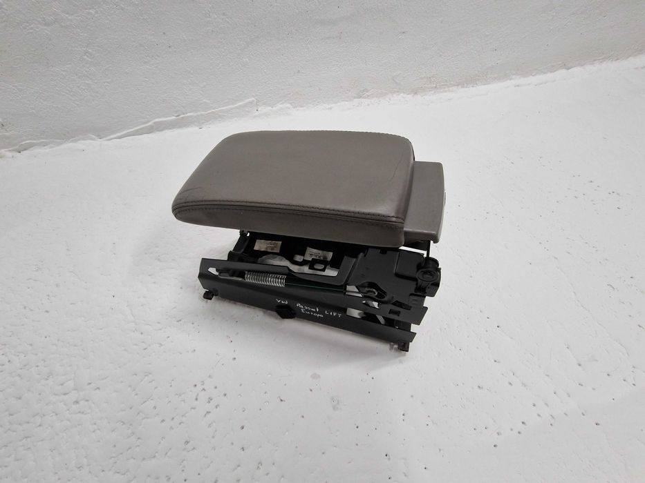 Podłokietnik Skórzany Jasny Siwy Skóra VW Passat B5 LIFT Europa Oryg