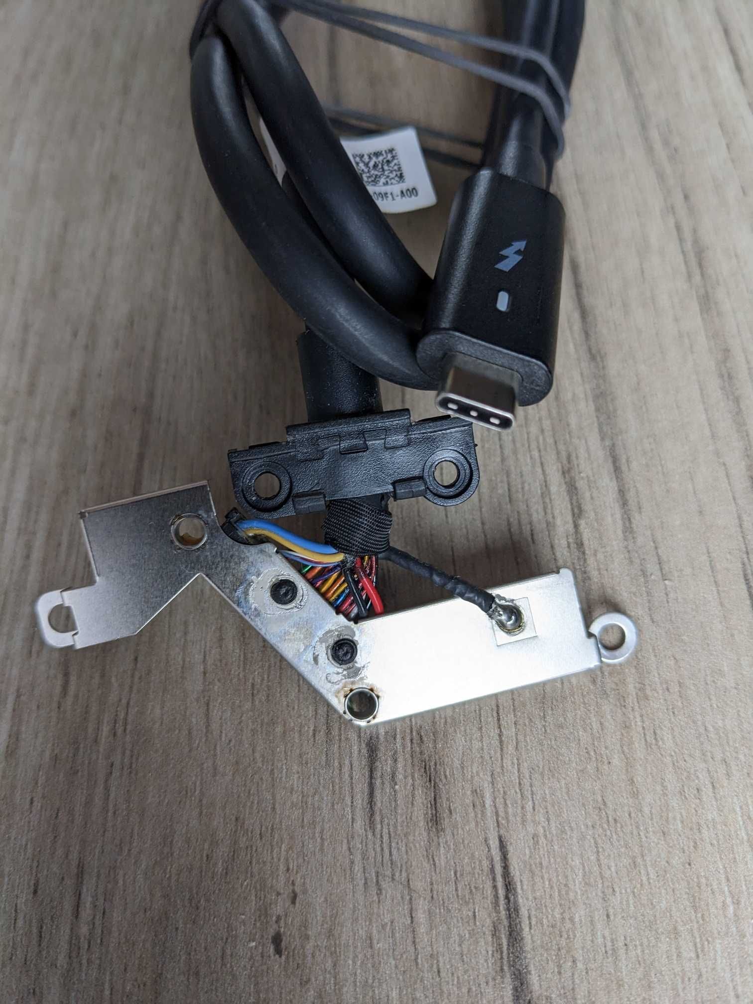 Kabel do stacji dokującej Dell WD19TB K20A 02HV8N