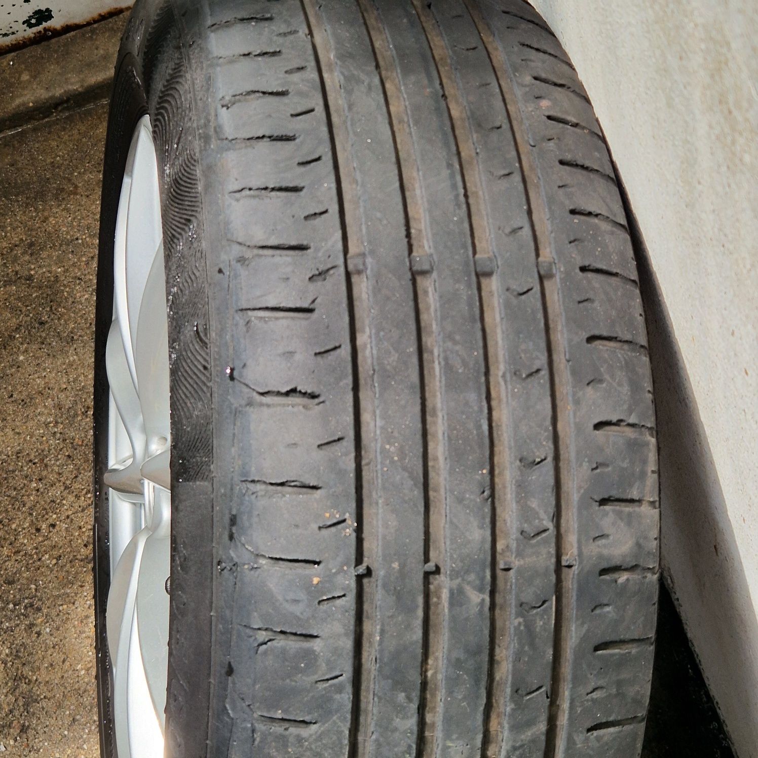Jantes 16" BMW 5x112 com Pneus Continental – Usadas em Bom Estado