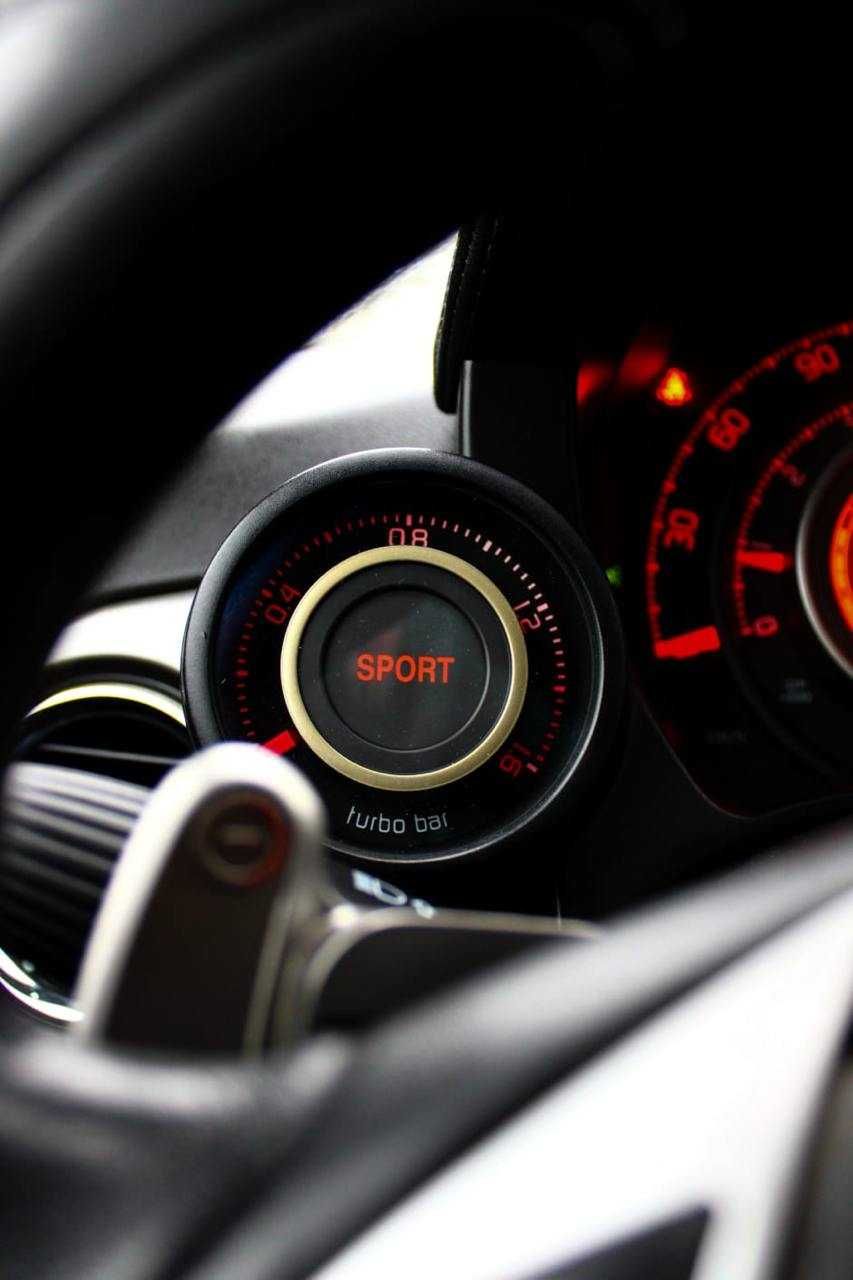 Abarth 500C 1.4 16v T-JET 180CV AUTO