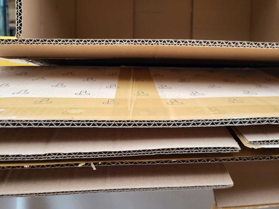 Kartony do przeprowadzki 60x40x60 cm Duże Mocne z uchwytem Użyte 1 raz