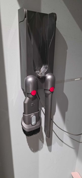 Dyson v15 como novo