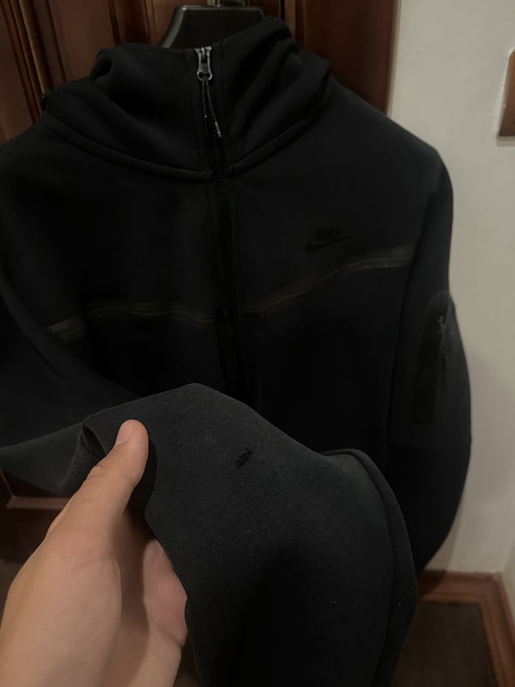Nike tech fleece