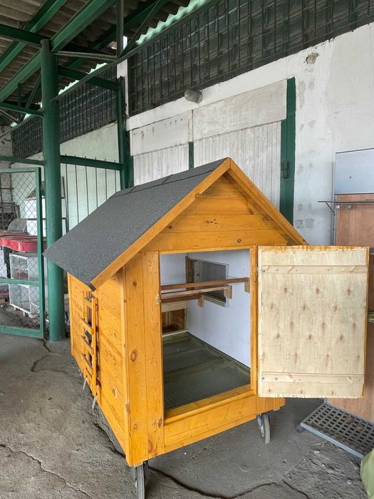 Kurnik mobilny na kółkach nowy na 15 kur