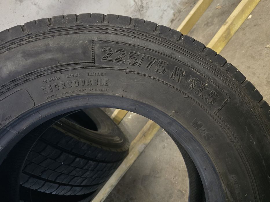 4 opony całoroczne 225/75 R17,5 129/127M Barum BD 200 Road m+s