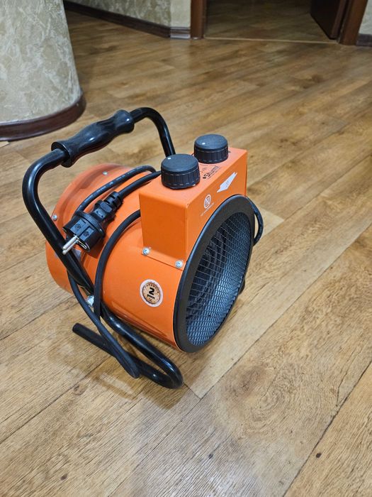 Электрический тепловентилятор (тепловая пушка) 3000 Вт. Sturm FH2231RS