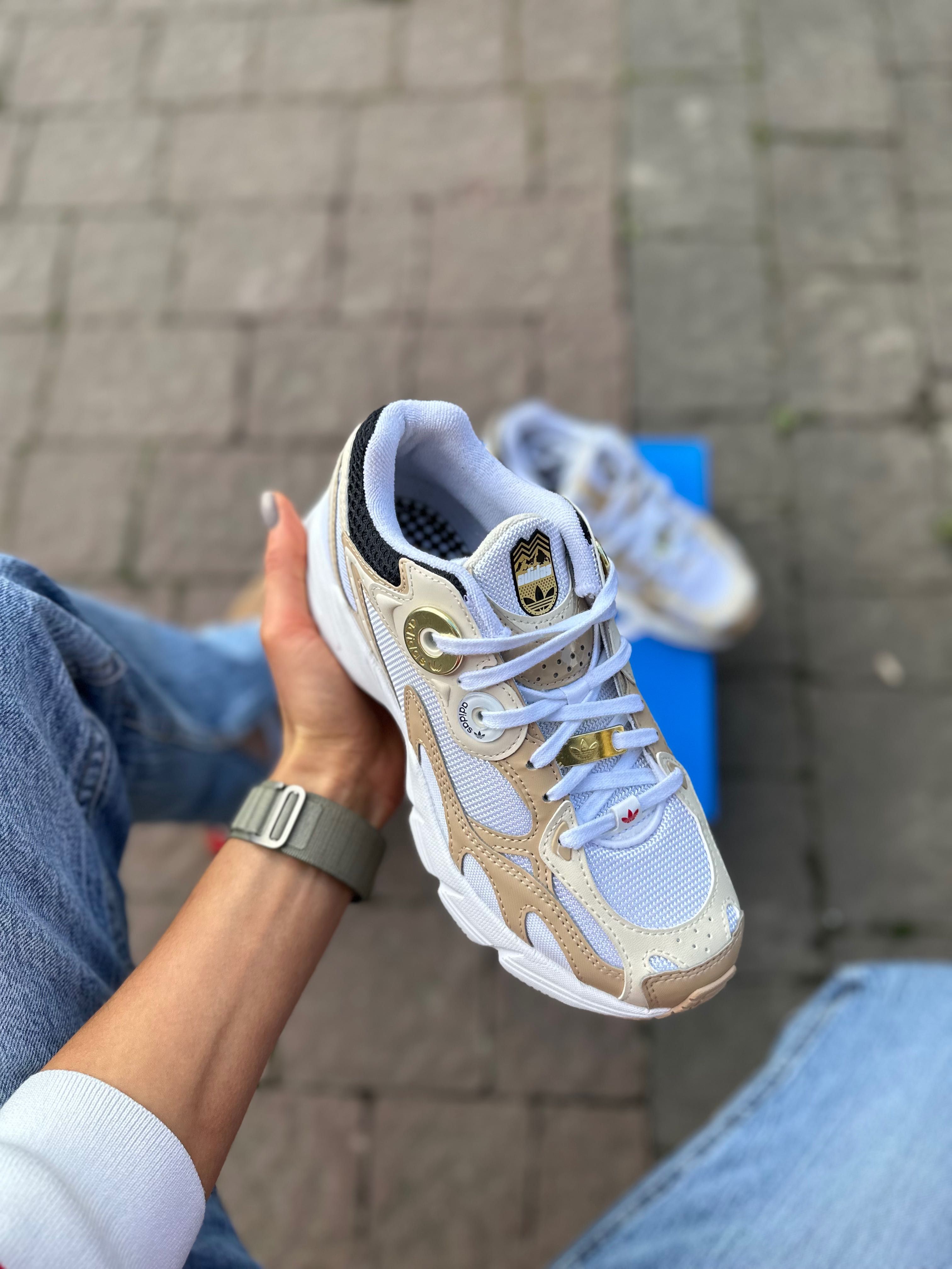 Оригінальні кросівки Adidas Astir W IF4831