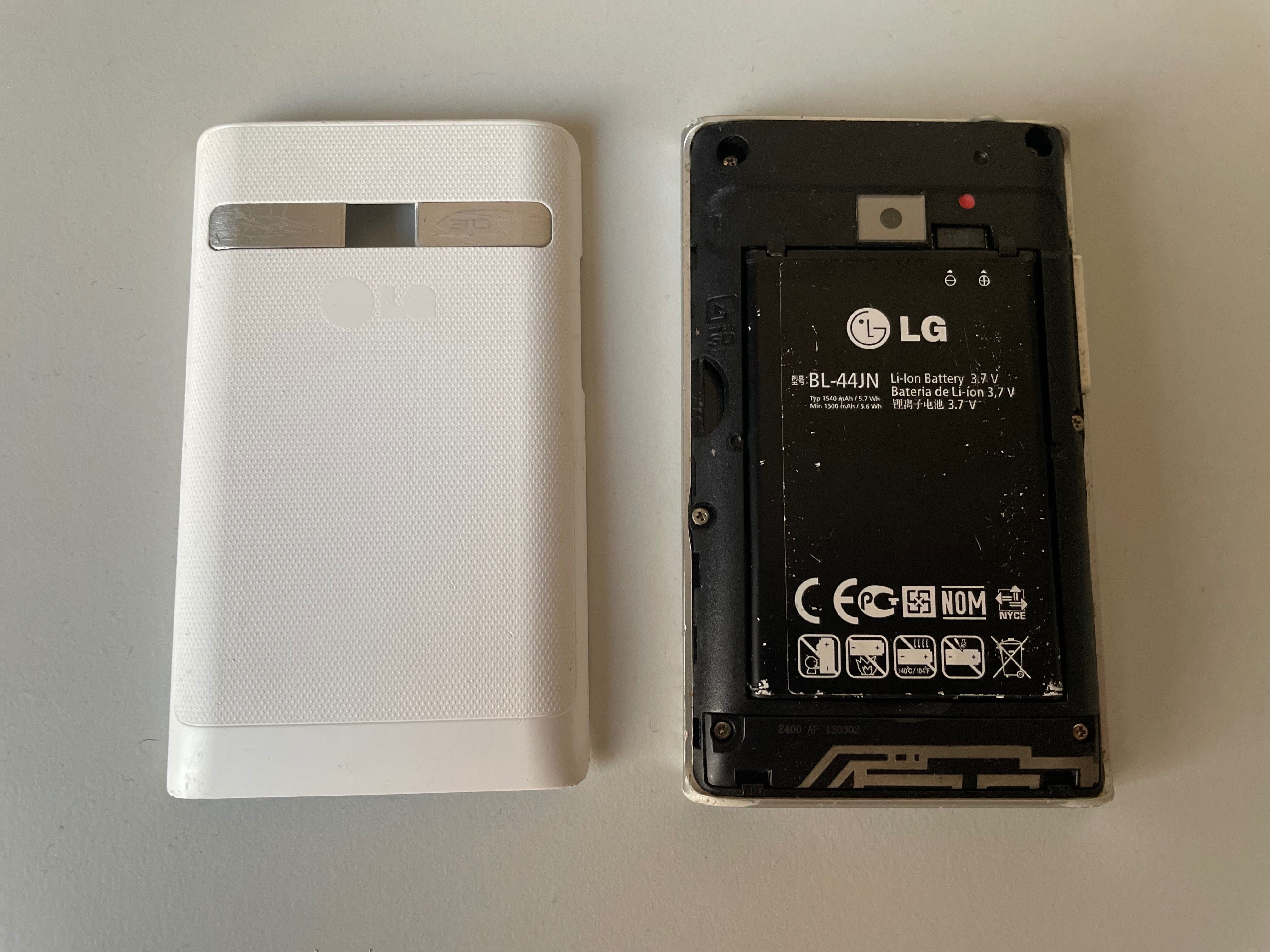 Smartfon LG E-400