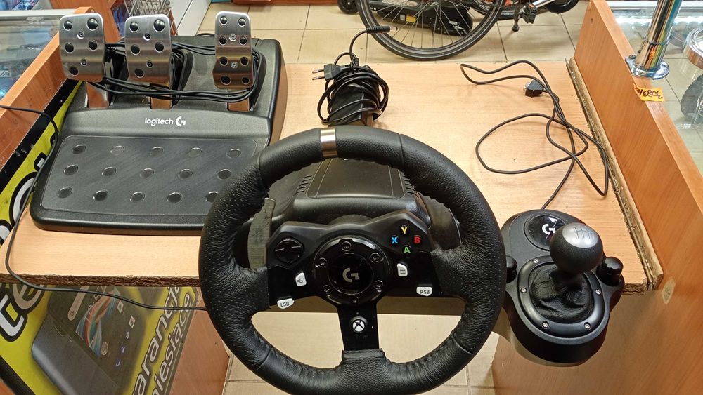 Kierownica LOGITECH G920 +SHIFTER PC/XBOX -Komis MADEJ Dębica