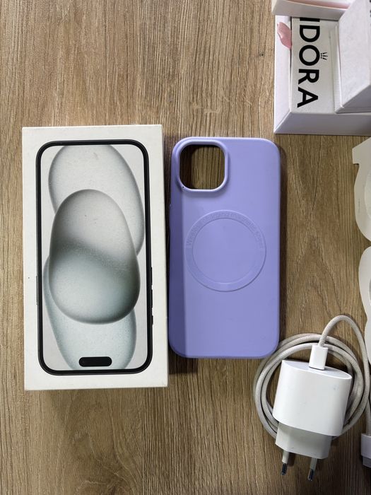 Iphone 15 , 128 GB