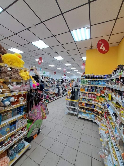 Без комісії! Оренда магазину 209 кв.м фасад, вул Героїв Дніпра Оболонь