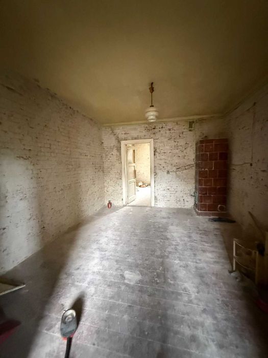 Продаж 2-кім. квартири на вул. Замарстинівській з власним подвір’ям