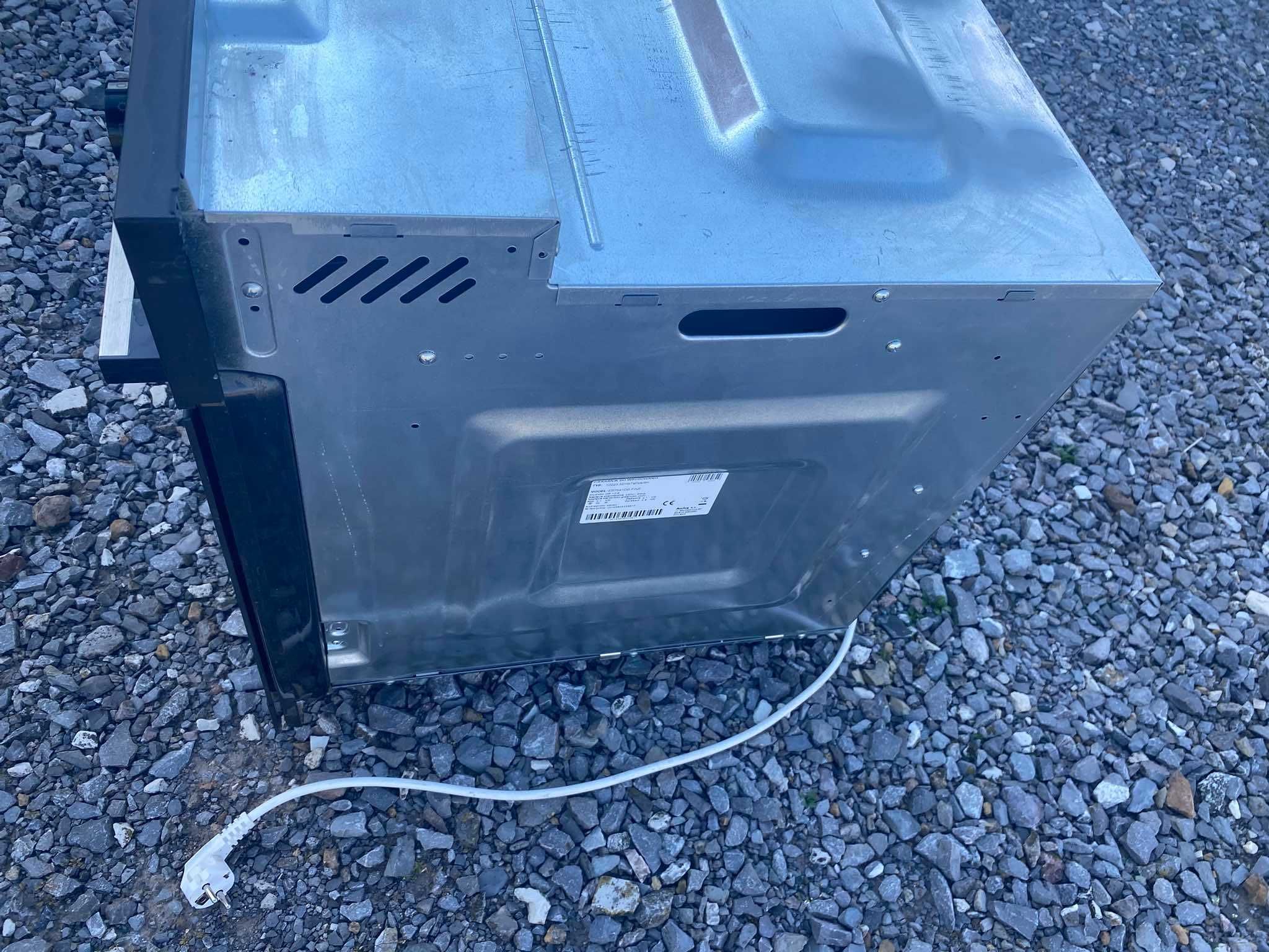 Piekarnik elektryczny do zabudowy Amica EB7541DB FINE
