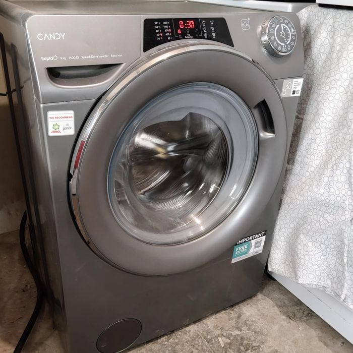 Pralka Candy srebrna 9kg z gwarancja.