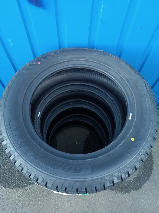 Goodride 225/60 R17 99T SW618