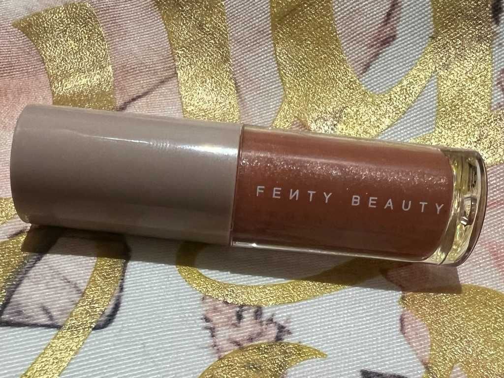 Fenty Beauty Gloss Bomb Universal Lip Luminizer błyszczyk mini travel