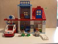 Szpital LEGO Duplo karetka