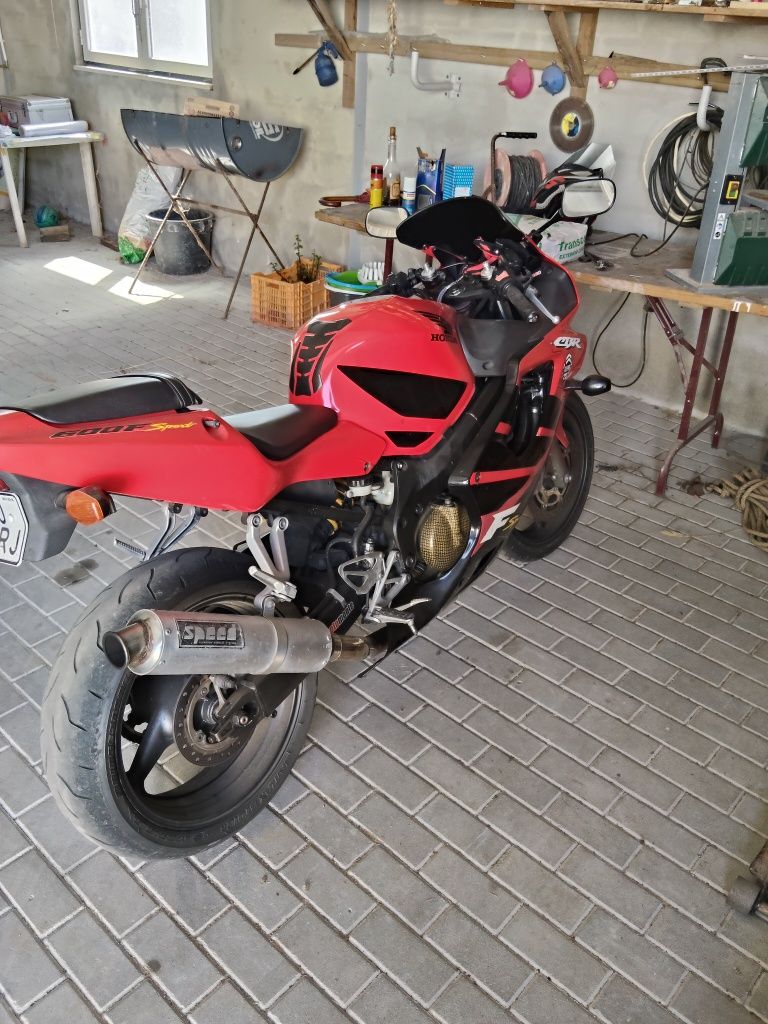Vendo CBR 600 f4 sport
