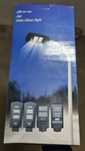 Candeeiro Led Solar com detector de movimentos 60w novo(preco so hoje)