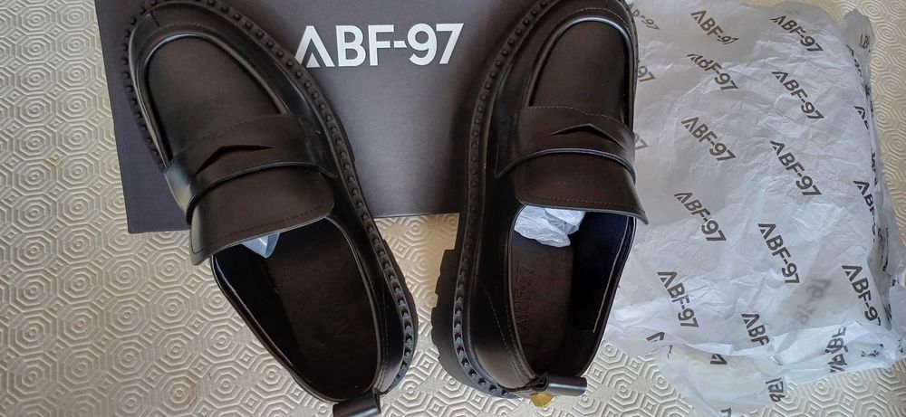 Sapatos "ABF-97" Pele