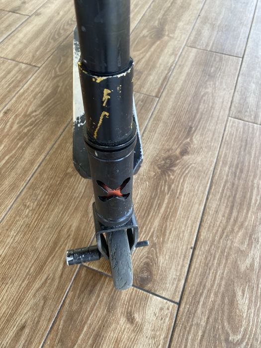 Трюковой самокат Explore