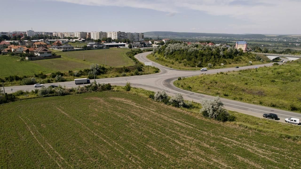 Оренда комерції 300 м² в Остриці