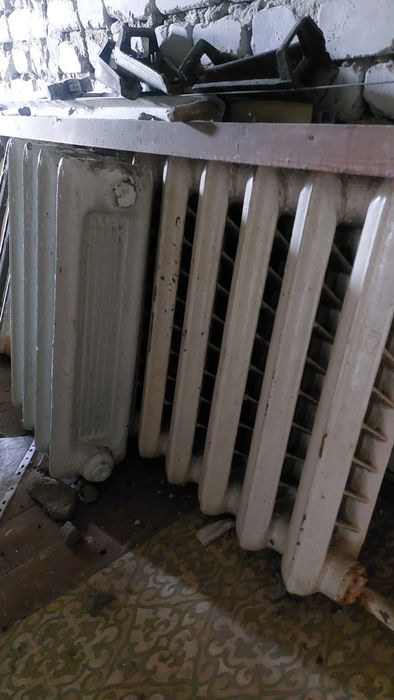 Батареї чавунні б/у